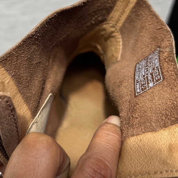 Women’s UGG Bandara Ankle Boot Sahara / Size -7 - Picture 11 of 11